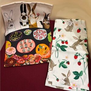 GreenBox Art Kitchen Dish Tea Towel 21"x28" Bunnies & World MKT Bunny Towel NWT